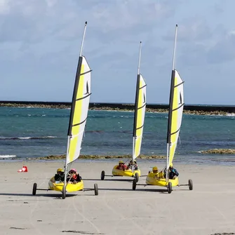 Séance découverte planche à voile > École Voile et Vent Tourlaville