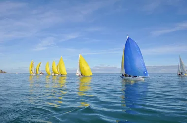 Cours de dériveur > École de Voile de Cherbourg