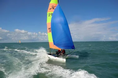 Stage Découverte Catamaran > École du Vent en Côte des Isles