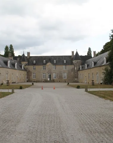 Journées Européennes du Patrimoine > Visite guidée du château de Plain-Marais