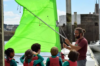 Cours de dériveur > École de Voile de Cherbourg