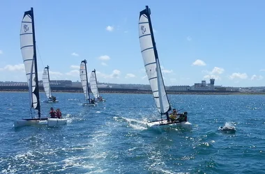 Stage de Perfectionnement Catamaran > École de Voile de Cherbourg