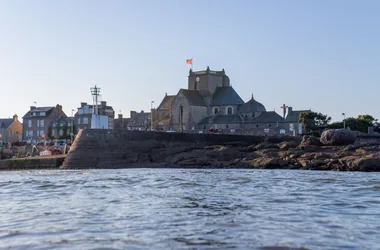 GR®223 – Saint-Vaast-la-Hougue – Phare de Gatteville