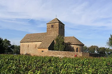 Burgy église dans les vignes