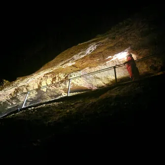 Visite exploration de la Grotte de la rivière