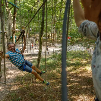 Acrogivry Les Aventures en Forêt