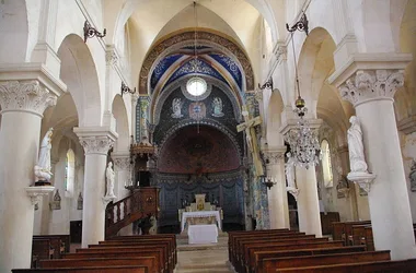Vue-interieure-église-Saint-Gengoux-de-Scissé