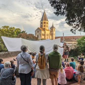 CLUNY, l’histoire en spectacle – Acte IV