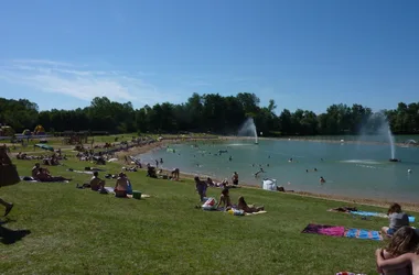 Plage du Lac de Cormoranche