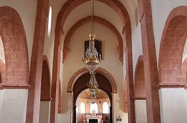 interieur-eglise-saint-pierre-uchizy