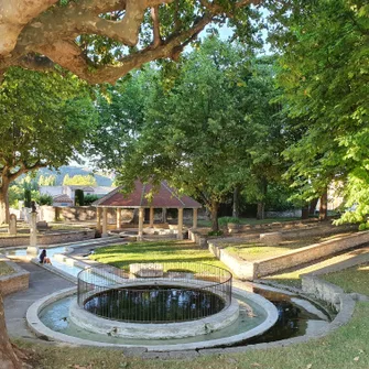 Visite commentée de la fontaine-lavoir, la lessive au temps des lavandières – JEP