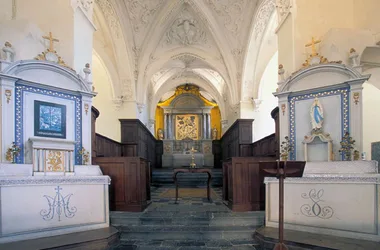 Visite guidée groupes-La collégiale de Vireux-Molhain