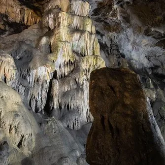 Visite guidée groupes- La grotte de Nichet