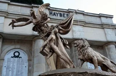 Monument aux morts de Haybes