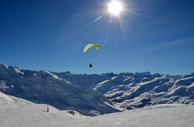 Gleitschirmfliegen Valmeinier Savoie Frankreich Alpen