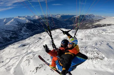 Survol des pistes de ski de Valmeinier