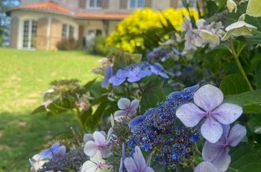 MAISON D’HÔTES LES 15 CHÊNES