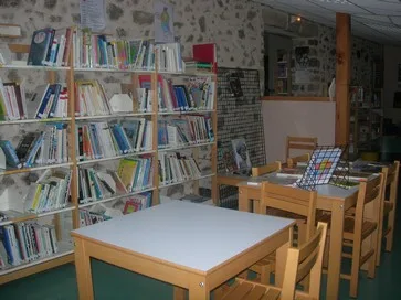 Library_Saint Michel Mont Mercury
