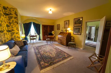 CHAMBRE AU CHÂTEAU DE LA FLOCELLIÈRE – SUITE SURGÈRES-HILLERIN