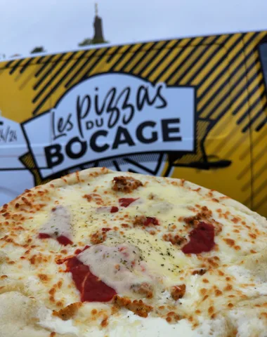 DITRIBUTEUR LES PIZZAS DU BOCAGE