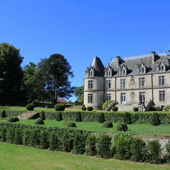 CHAMBRE AU CHÂTEAU DE LA FLOCELLIÈRE – SUITE BONNAMY