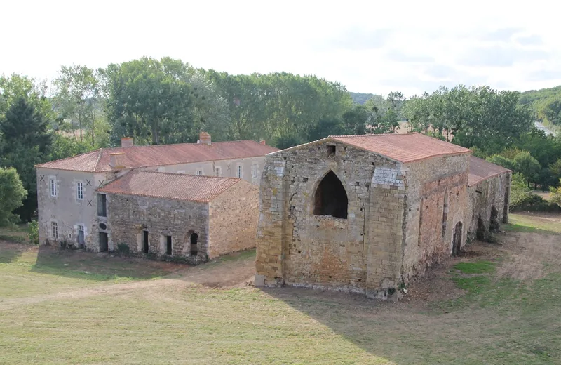 abadía-trizay-bournezeau-85-pcu4