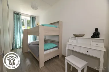 Bedroom 1 (2 x 1 bunk bed 90)_9