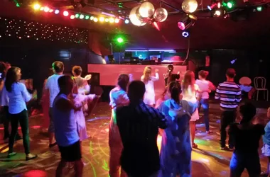 dance-party-r