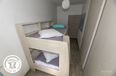 Bedroom 1 (2 x 1 bunk bed 90)_10