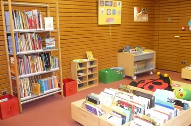 biblioteca-la-vendethèque-montaigu-85-asc-2