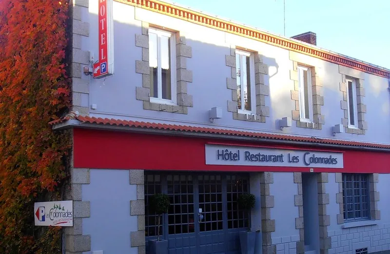 Restaurante-Les Colonnades-Saint-Fulgent-85-1_resultat