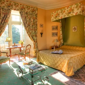 CHAMBRE AU CHÂTEAU DE LA FLOCELLIÈRE – SUITE BONNAMY