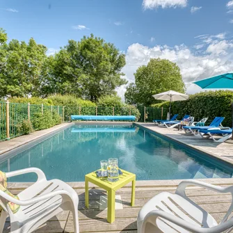 CHAMBRE D’HÔTES LES HAUTES PAPINIÈRES LE REZ DE JARDIN