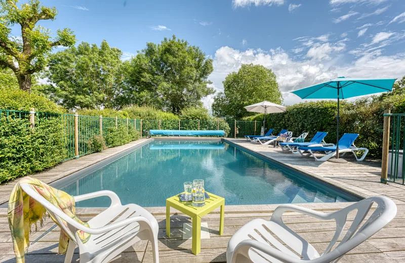 CHAMBRE D’HÔTES LES HAUTES PAPINIÈRES LE REZ DE JARDIN